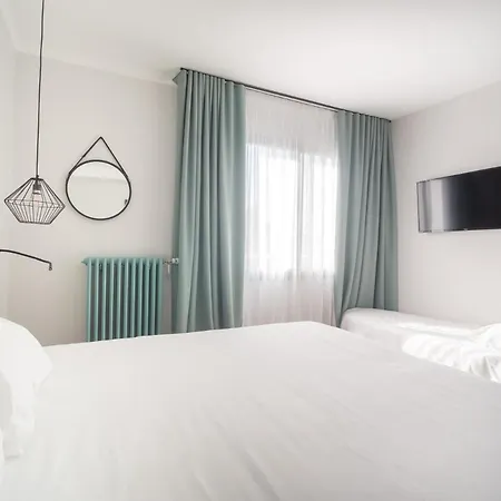 Urban Style De France 3* Vannes